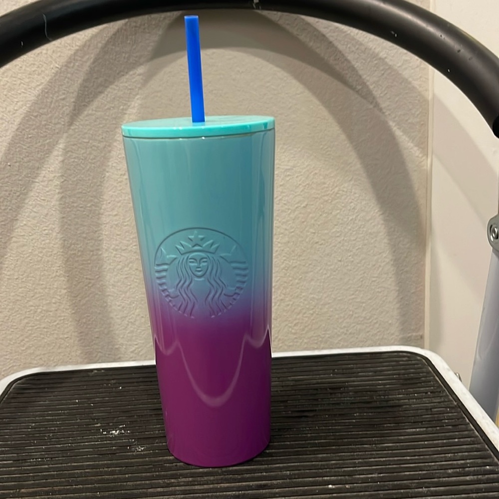 Starbucks Cup - 24 oz